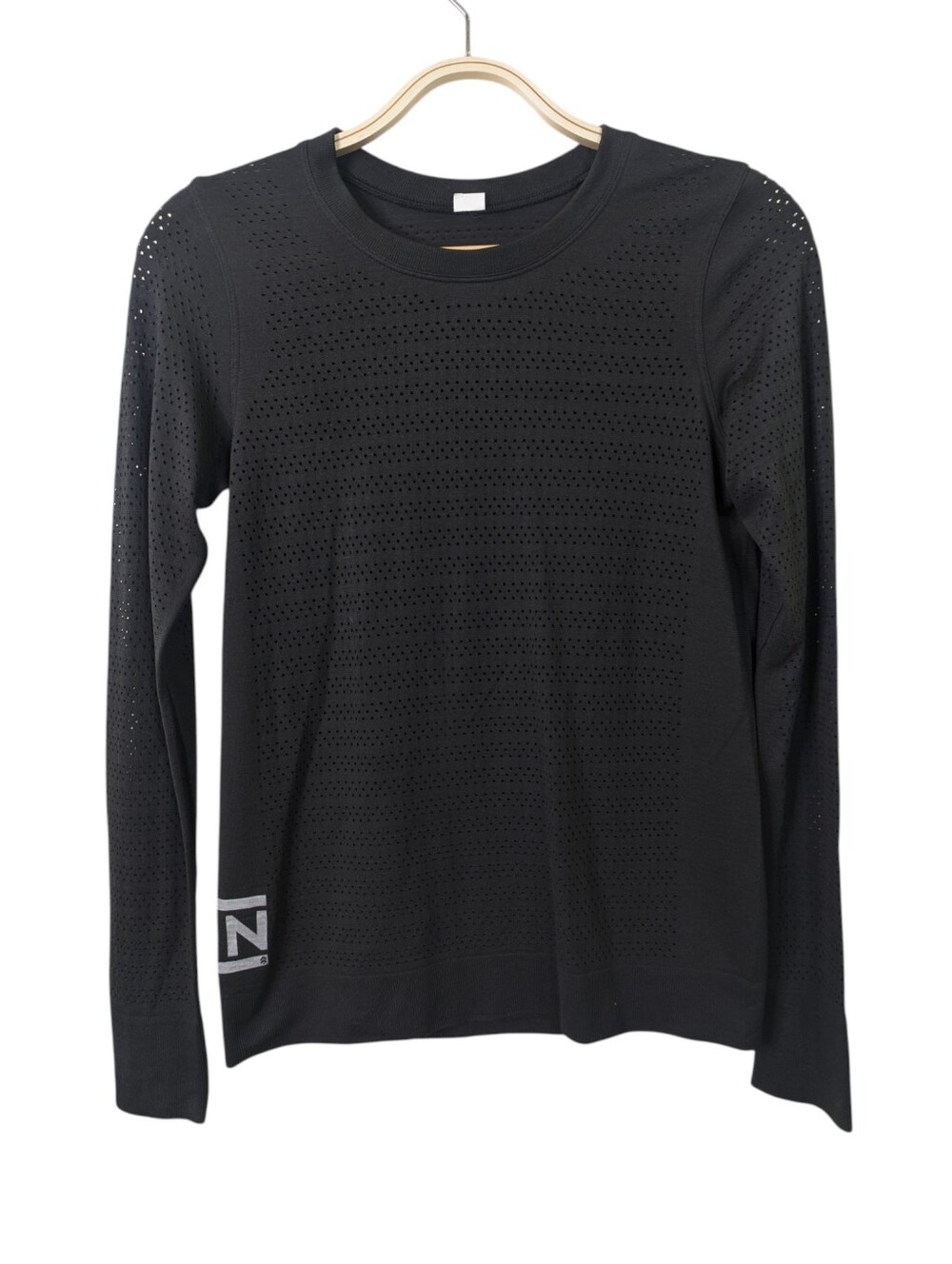 Lululemon x Barry's Breeze By Long Sleeve Squad Top 4 Mesh Vent Black Athletic